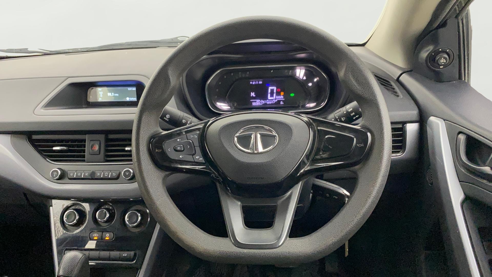 View 2020 Tata Nexon Revotron XE Image 20 Used 2020 Tata Nexon Revotron XE Image 20