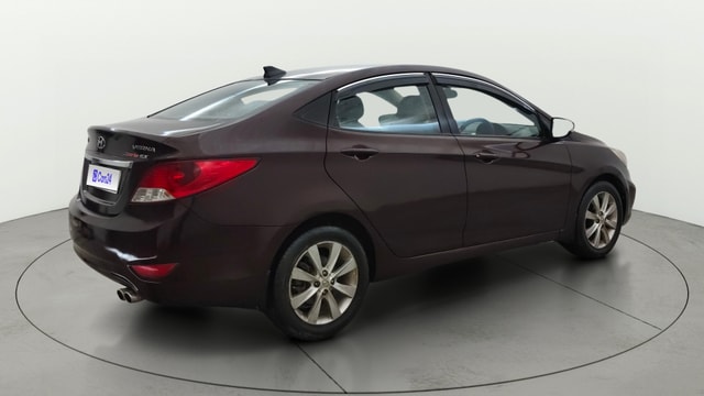 View Hyundai Fluidic Verna Image 42 Used Hyundai Fluidic Verna Image 42