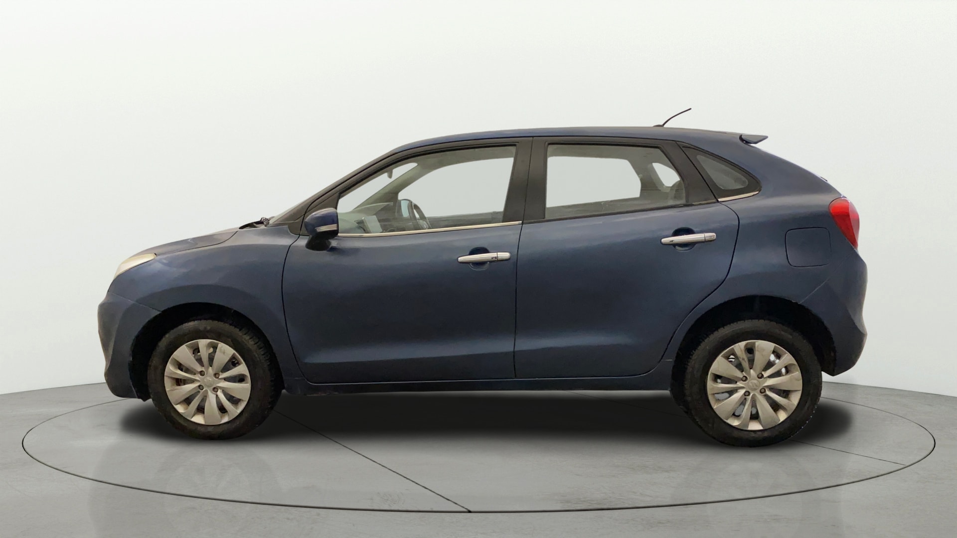 View 2018 Maruti Suzuki 1000 Base Variant Image 5 Used 2018 Maruti Suzuki 1000 Base Variant Image 5