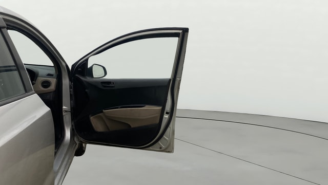 View Hyundai Xcent Image 45 Used Hyundai Xcent Image 45