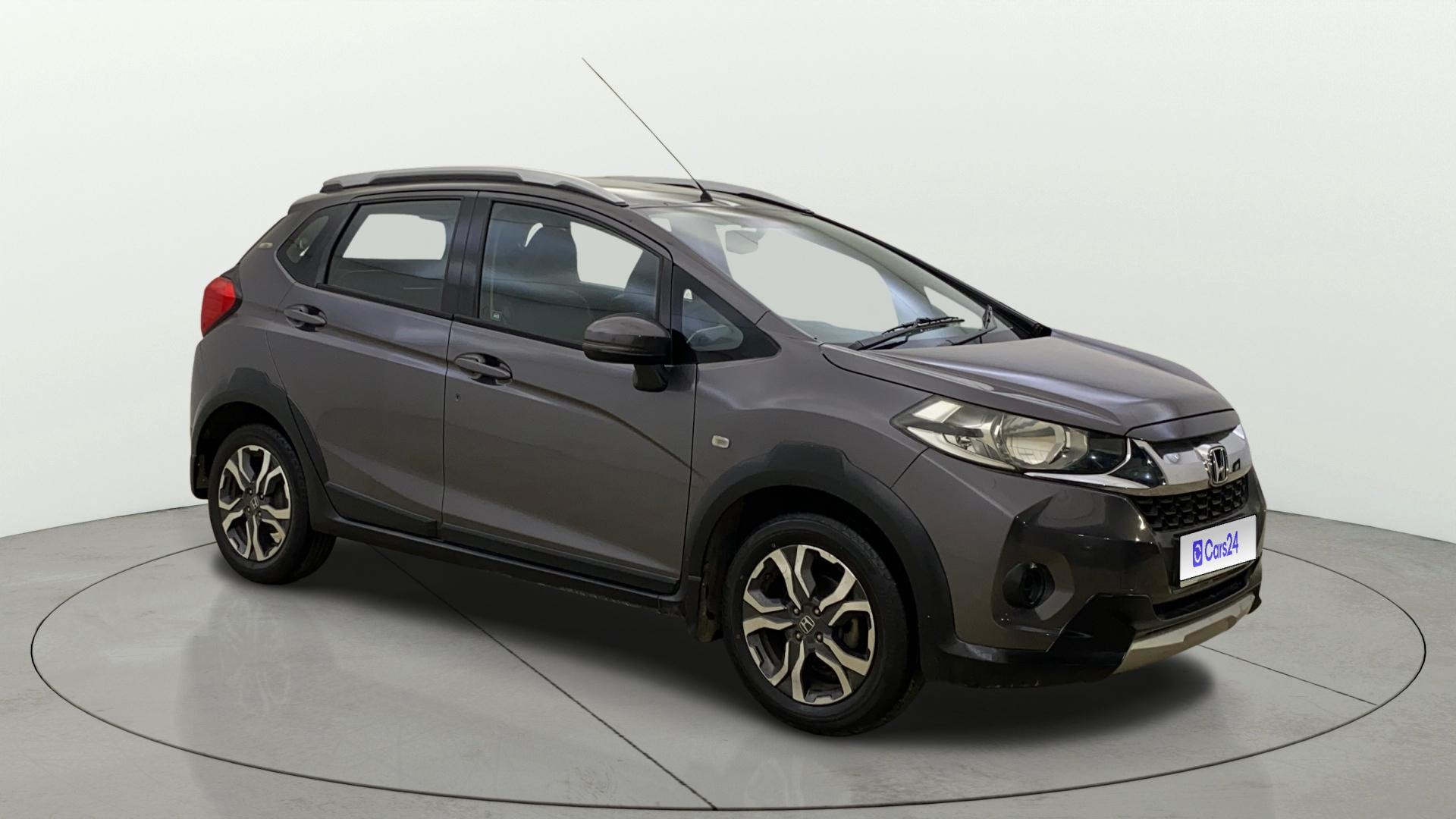 View 2018 Honda WR-V S MT Diesel Edge Edition Image 13 Used 2018 Honda WR-V S MT Diesel Edge Edition Image 13