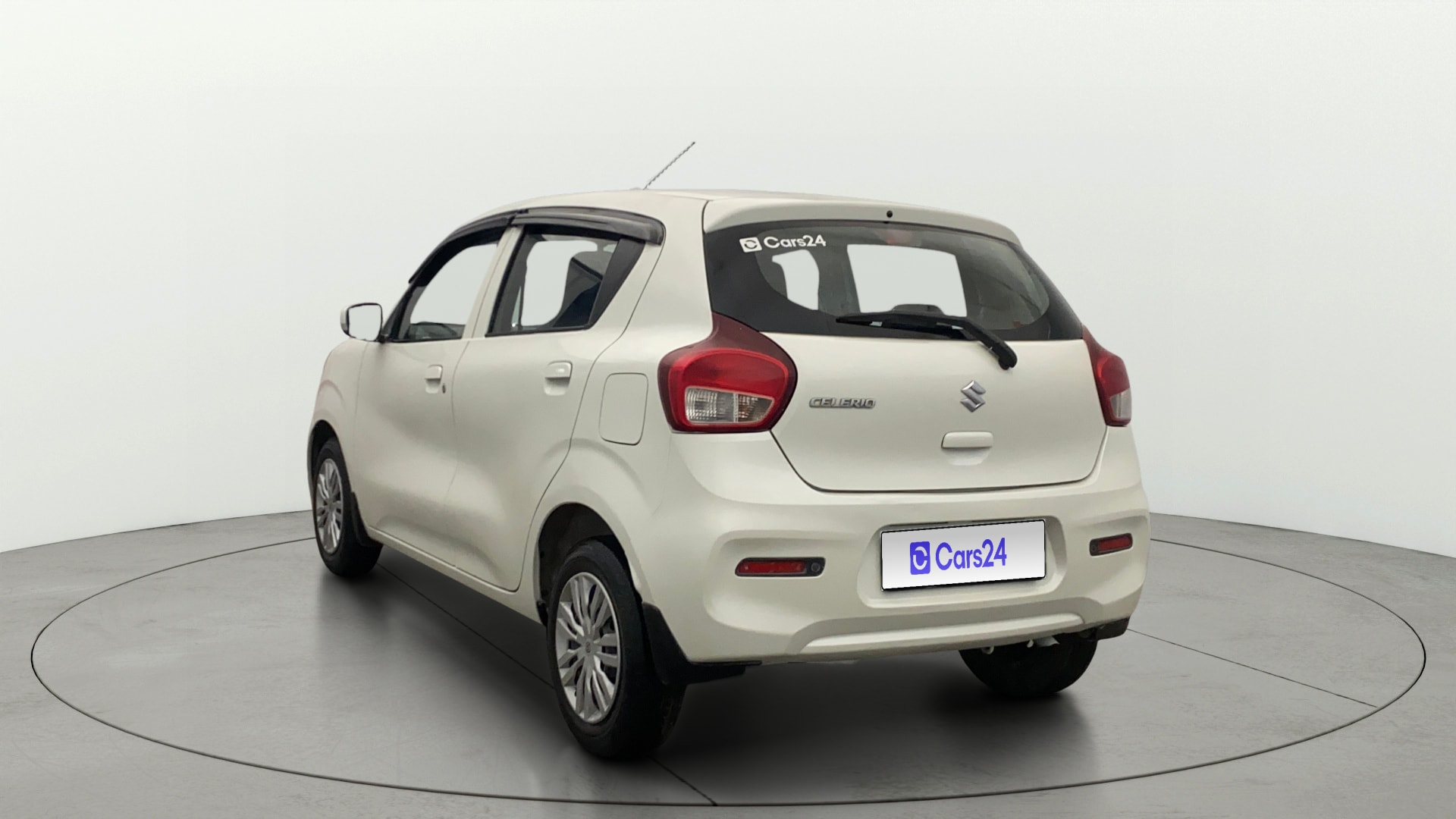 View 2022 Maruti Suzuki 1000 Base Variant Image 2 Used 2022 Maruti Suzuki 1000 Base Variant Image 2