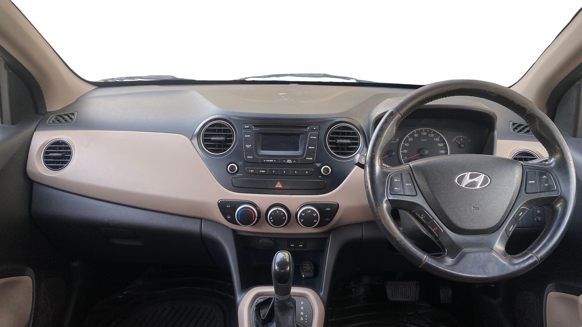 View 2014 Hyundai Grand i10 Asta AT 1.2 Kappa VTVT Image 15 Used 2014 Hyundai Grand i10 Asta AT 1.2 Kappa VTVT Image 15