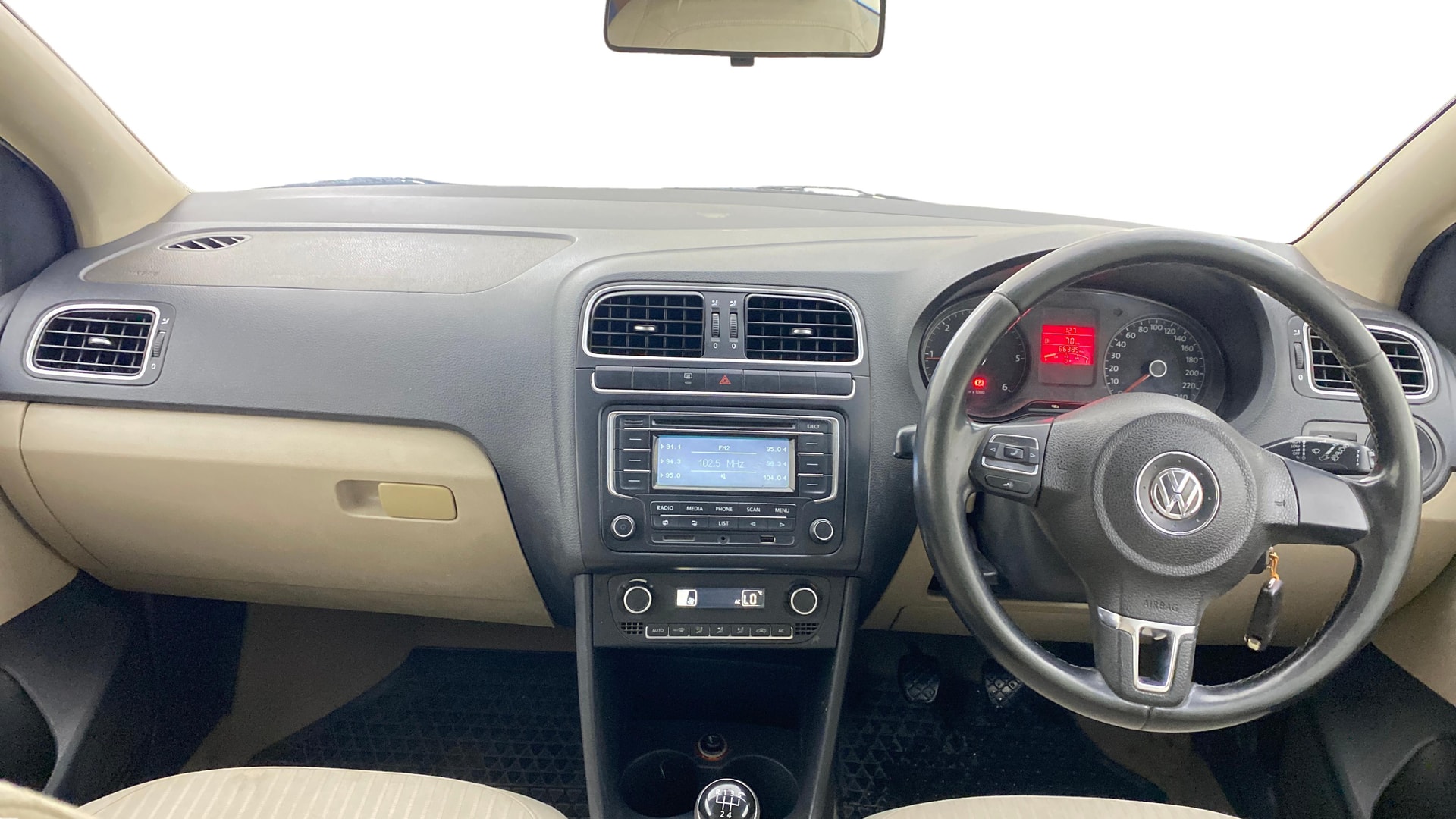 View 2014 Volkswagen Polo 1.2 Highline Diesel Image 29 Used 2014 Volkswagen Polo 1.2 Highline Diesel Image 29