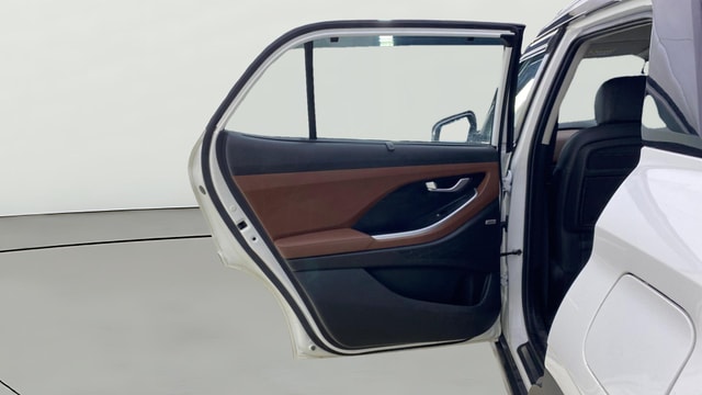 View Hyundai Alcazar Image 16 Used Hyundai Alcazar Image 16