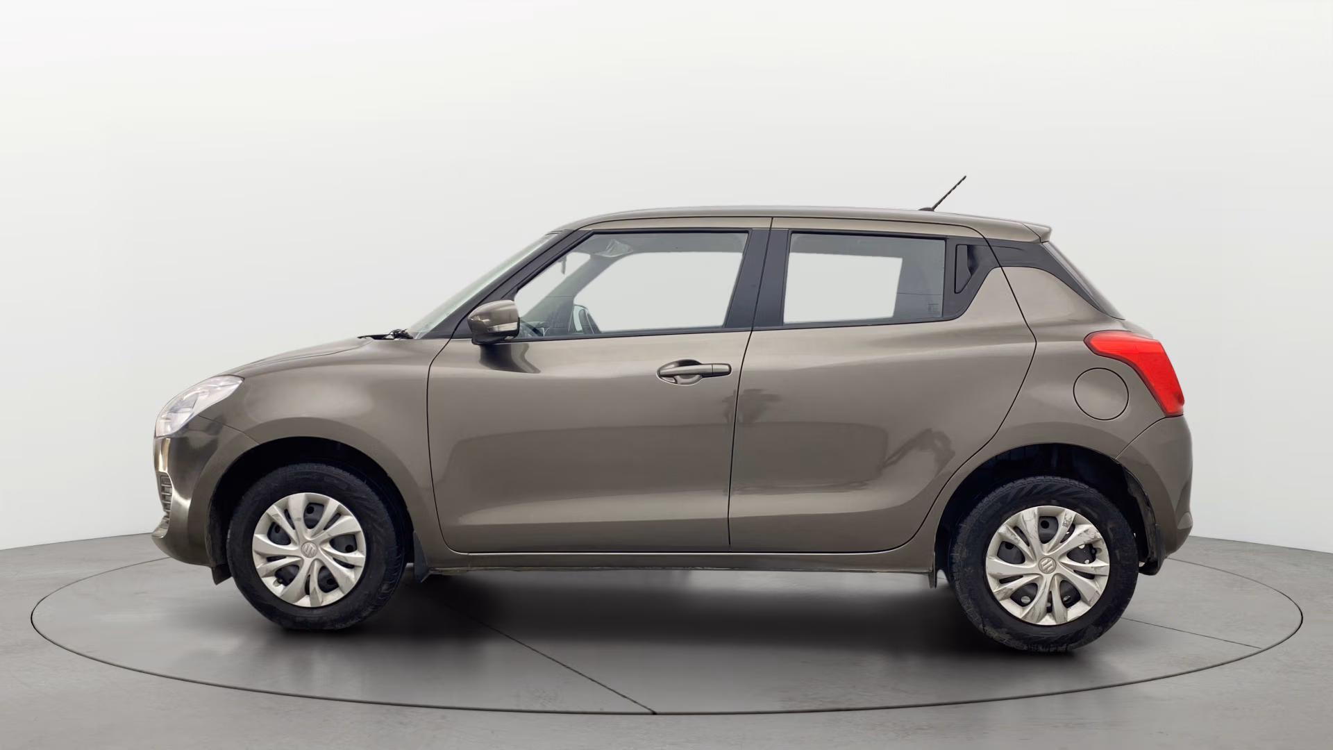 View 2021 Maruti Suzuki 1000 Base Variant Image 5 Used 2021 Maruti Suzuki 1000 Base Variant Image 5