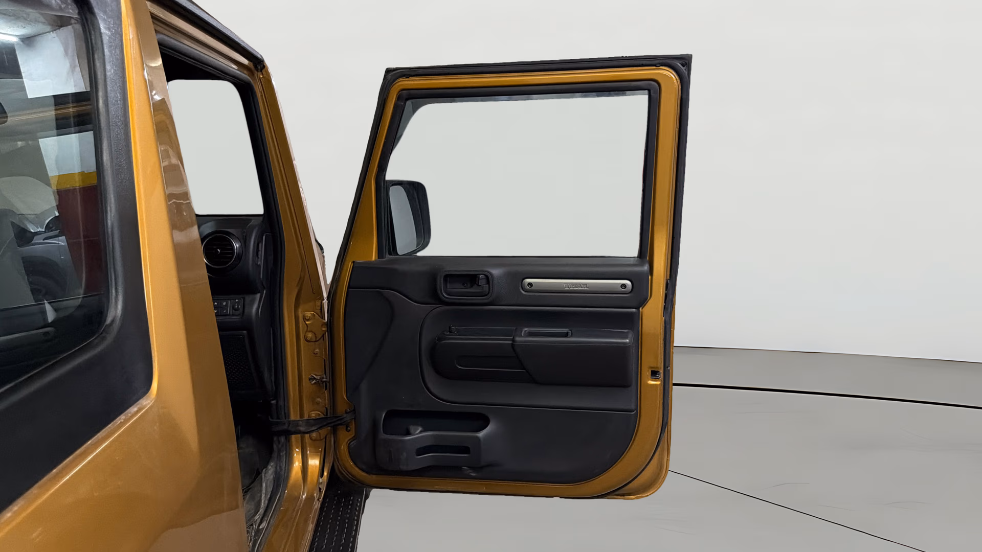 Used 2023 Mahindra Thar Used 2023 Mahindra Thar