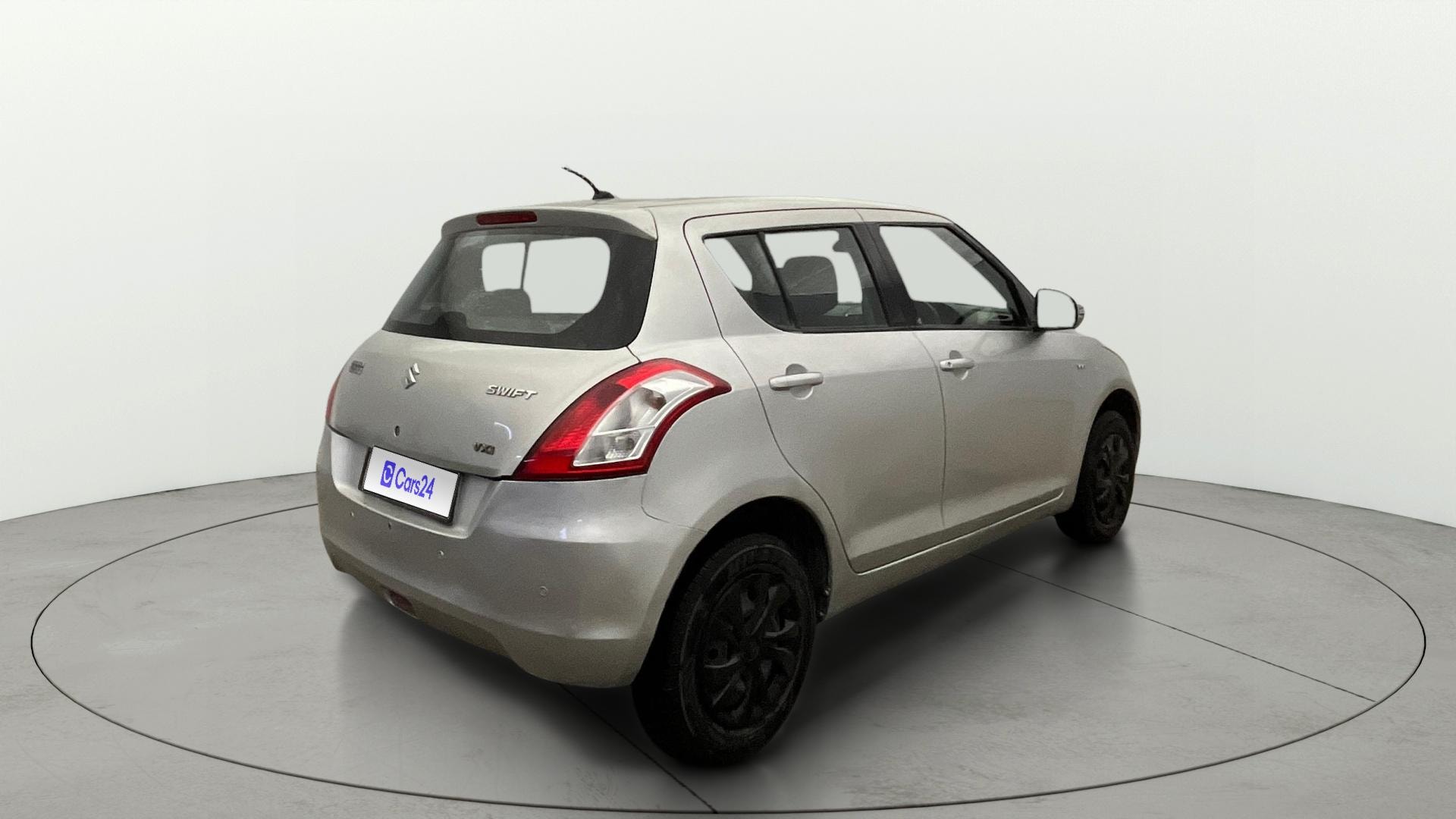 View 2015 Maruti Suzuki 1000 Base Variant Image 42 Used 2015 Maruti Suzuki 1000 Base Variant Image 42