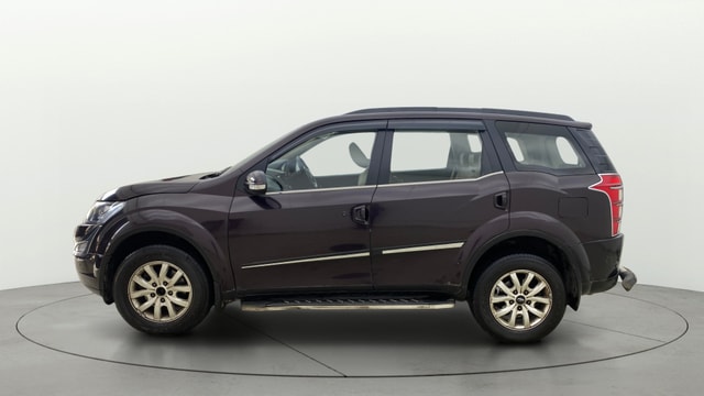 View Mahindra XUV500 Image 27 Used Mahindra XUV500 Image 27