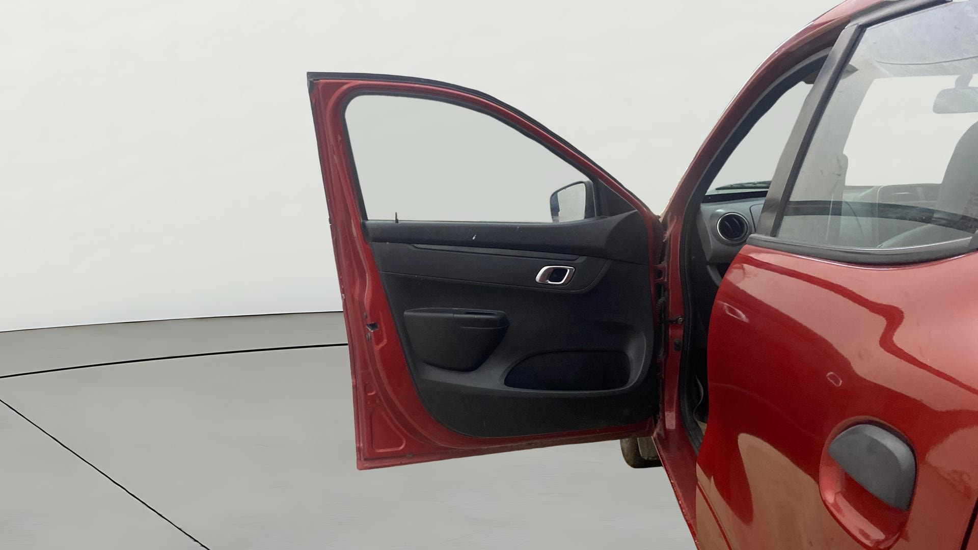 View 2019 Renault Kwid RXL 1.0 BS IV Image 31 Used 2019 Renault Kwid RXL 1.0 BS IV Image 31