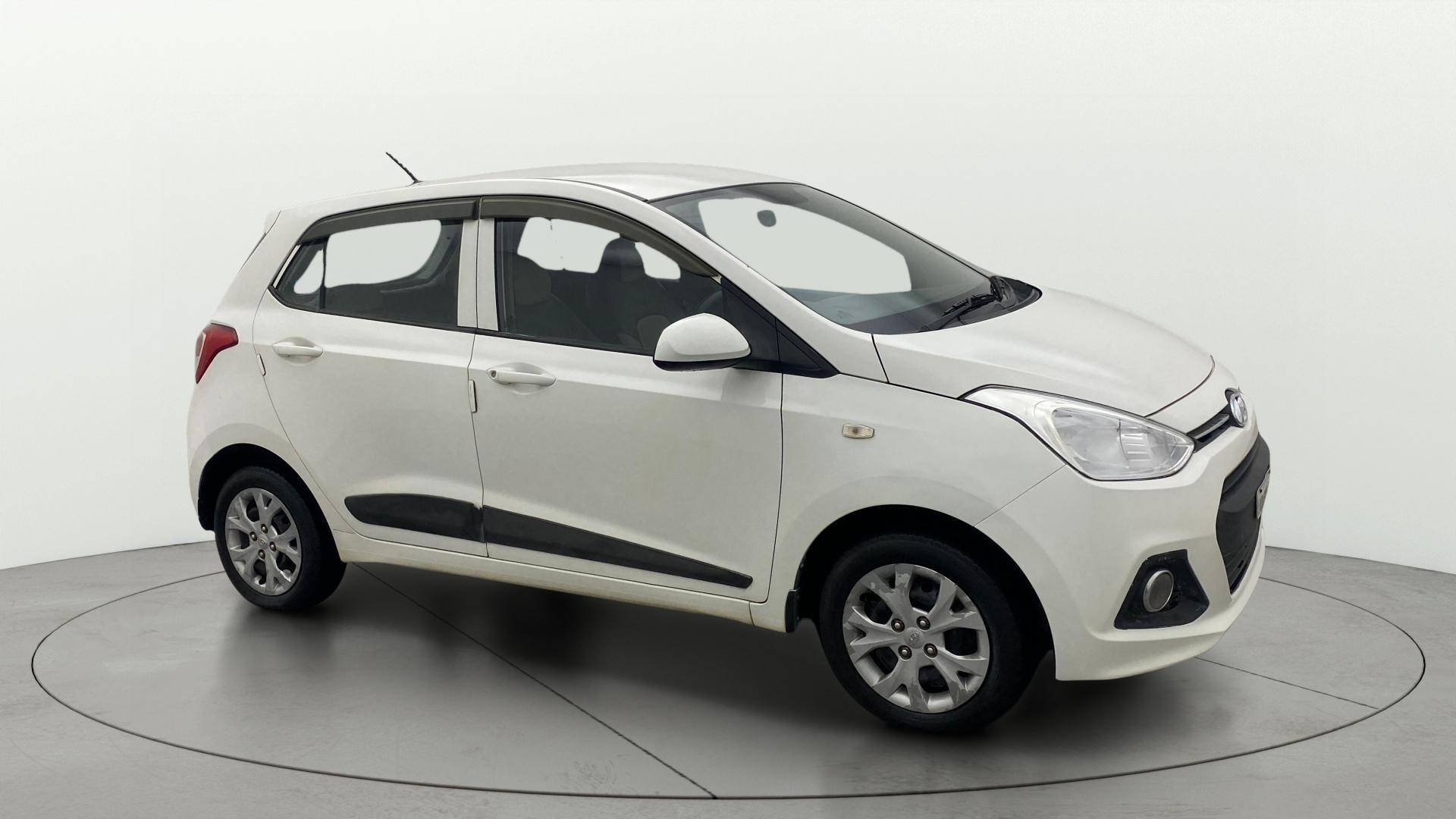 View 2017 Hyundai Grand i10 Magna 1.2 Kappa VTVT Image 21 Used 2017 Hyundai Grand i10 Magna 1.2 Kappa VTVT Image 21