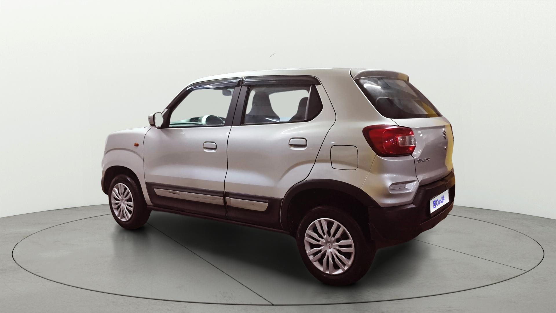 View 2022 Maruti Suzuki 1000 Base Variant Image 2 Used 2022 Maruti Suzuki 1000 Base Variant Image 2