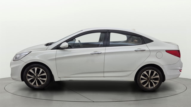 View Hyundai Fluidic Verna Image 5 Used Hyundai Fluidic Verna Image 5