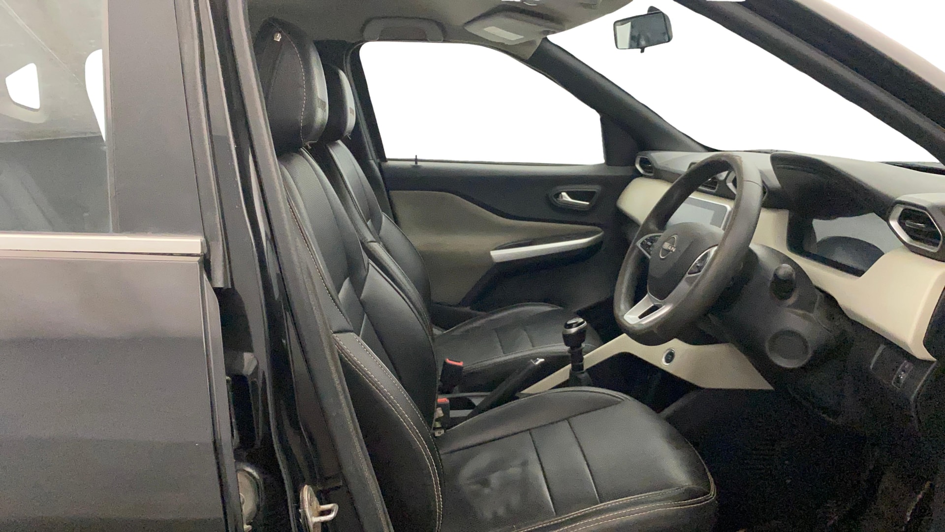 View 2022 Nissan Magnite XV Image 28 Used 2022 Nissan Magnite XV Image 28