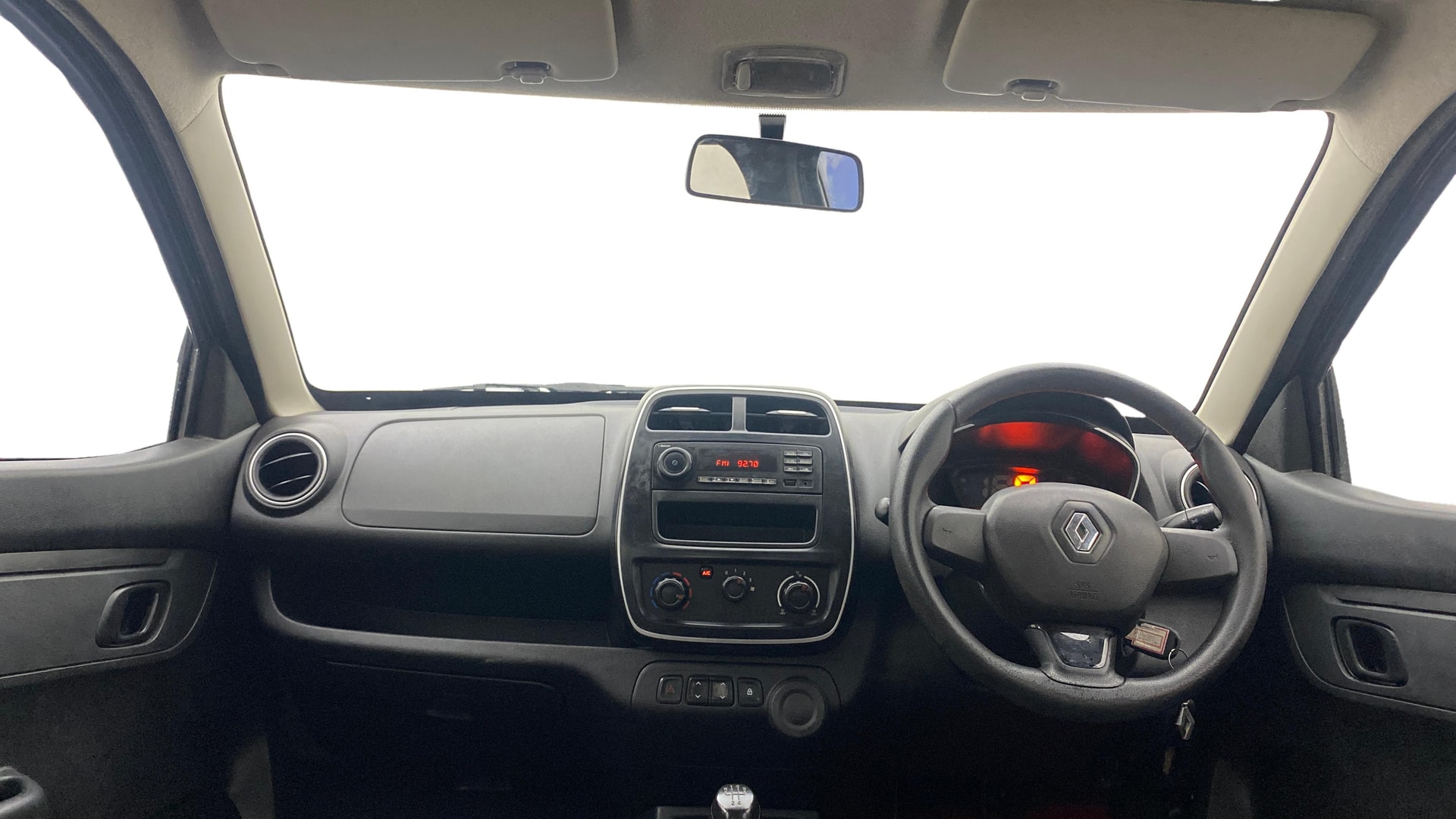 View 2019 Renault Kwid RXL Image 15 Used 2019 Renault Kwid RXL Image 15