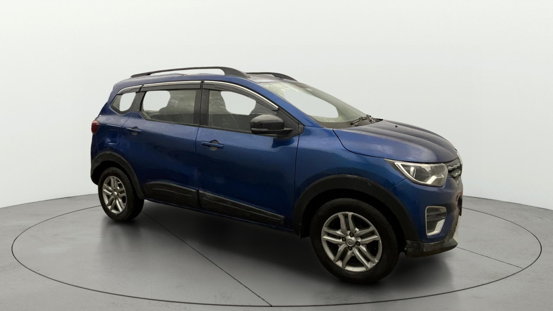 View 2021 Renault Triber RXZ Image 22 Used 2021 Renault Triber RXZ Image 22