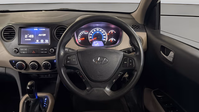 View Hyundai Grand i10 Image 20 Used Hyundai Grand i10 Image 20