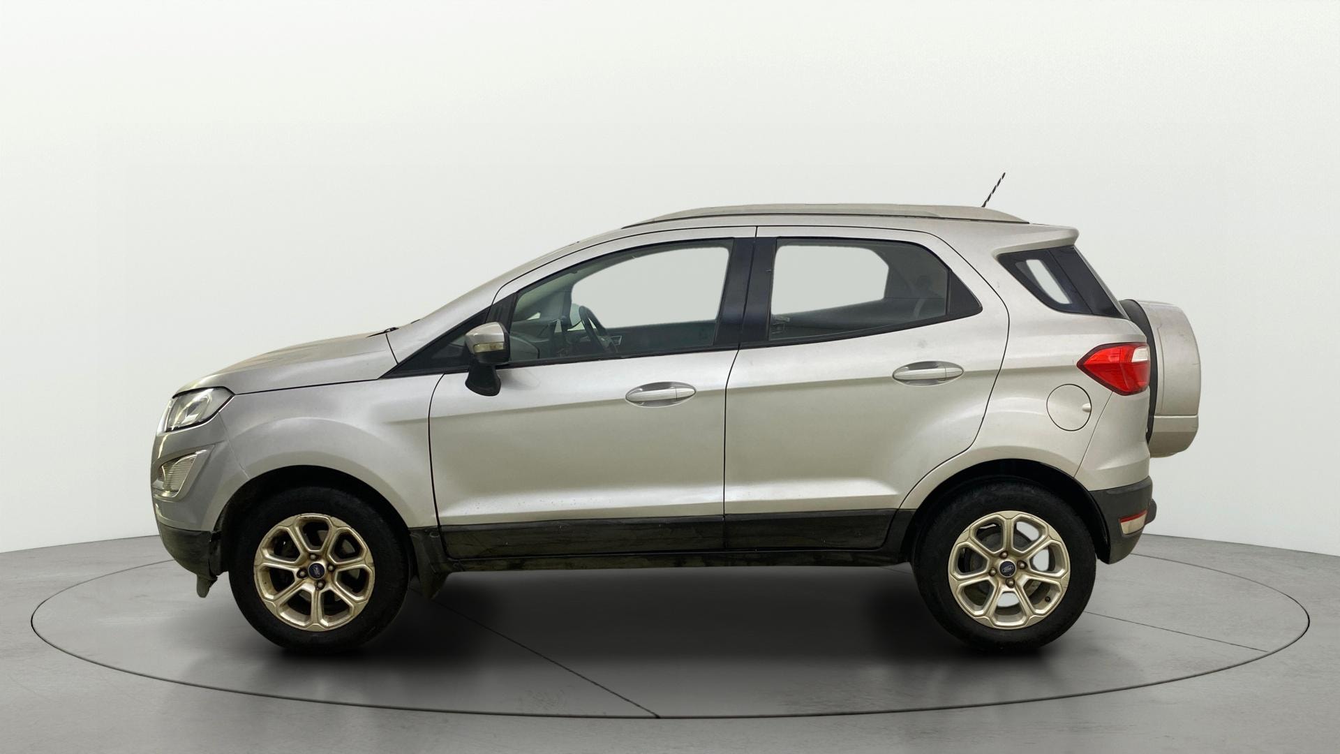 View 2018 Ford EcoSport 1.5 TDCi Diesel Ambiente BS IV Image 5 Used 2018 Ford EcoSport 1.5 TDCi Diesel Ambiente BS IV Image 5