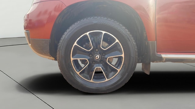 View Renault Duster Image 27 Used Renault Duster Image 27