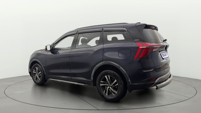 View Mahindra XUV700 Image 2 Used Mahindra XUV700 Image 2