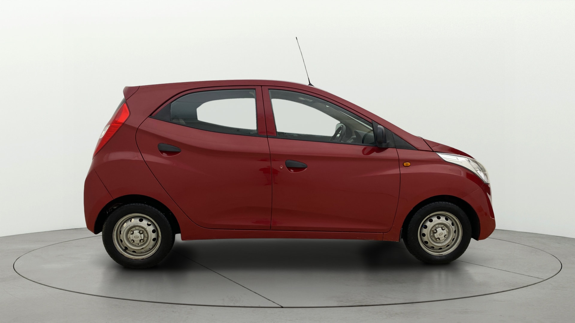 View 2017 Hyundai EON Era Plus Image 8 Used 2017 Hyundai EON Era Plus Image 8