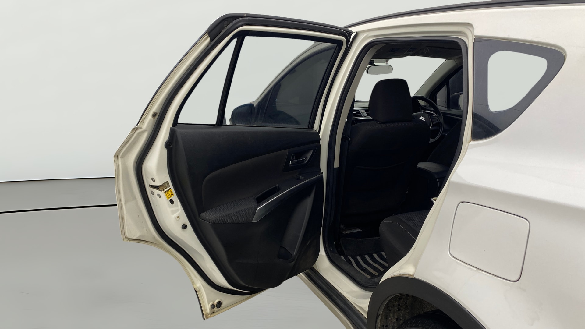 View 2020 Maruti Suzuki 1000 Base Variant Image 23 Used 2020 Maruti Suzuki 1000 Base Variant Image 23