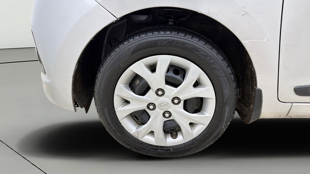 View Hyundai Grand i10 Image 27 Used Hyundai Grand i10 Image 27