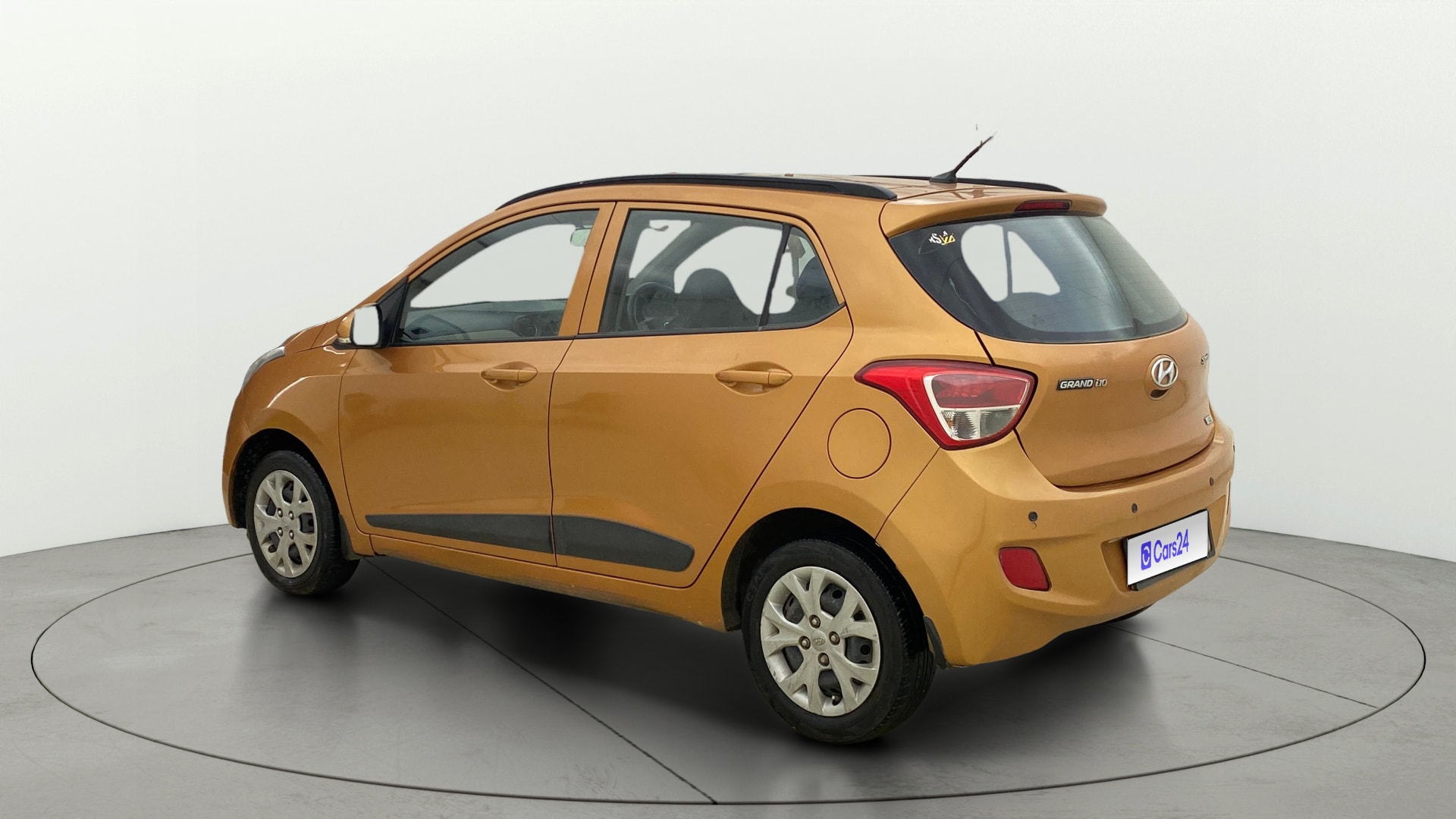 View 2016 Hyundai Grand i10 Sportz 1.2 Kappa Image 2 Used 2016 Hyundai Grand i10 Sportz 1.2 Kappa Image 2