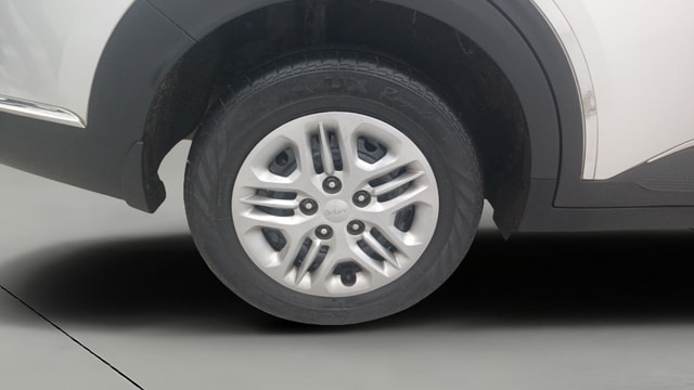 View Kia Carens Image 34 Used Kia Carens Image 34