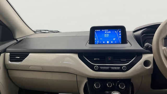 View Tata Nexon Image 17 Used Tata Nexon Image 17