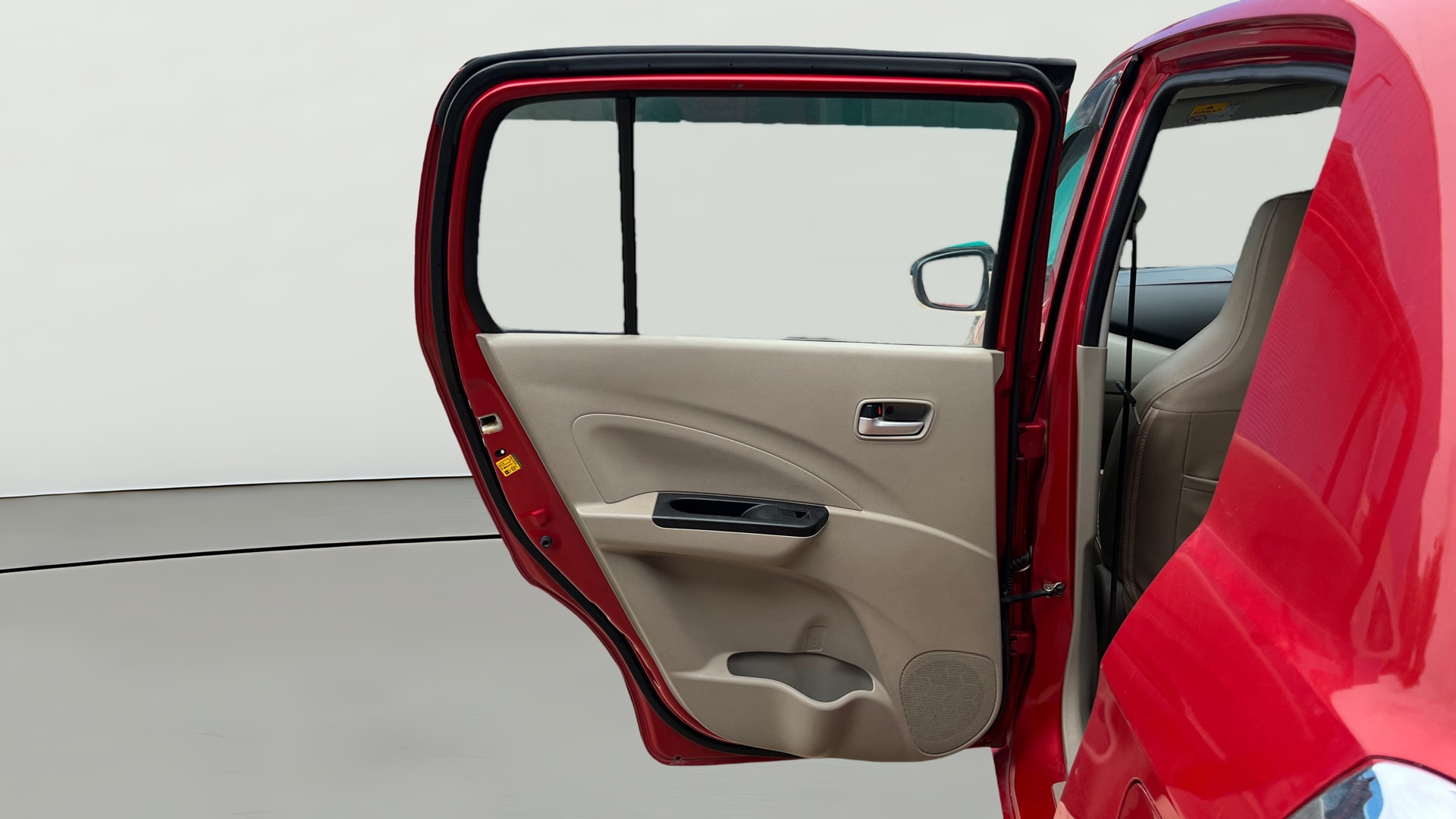 View 2017 Maruti Suzuki 1000 Base Variant Image 22 Used 2017 Maruti Suzuki 1000 Base Variant Image 22
