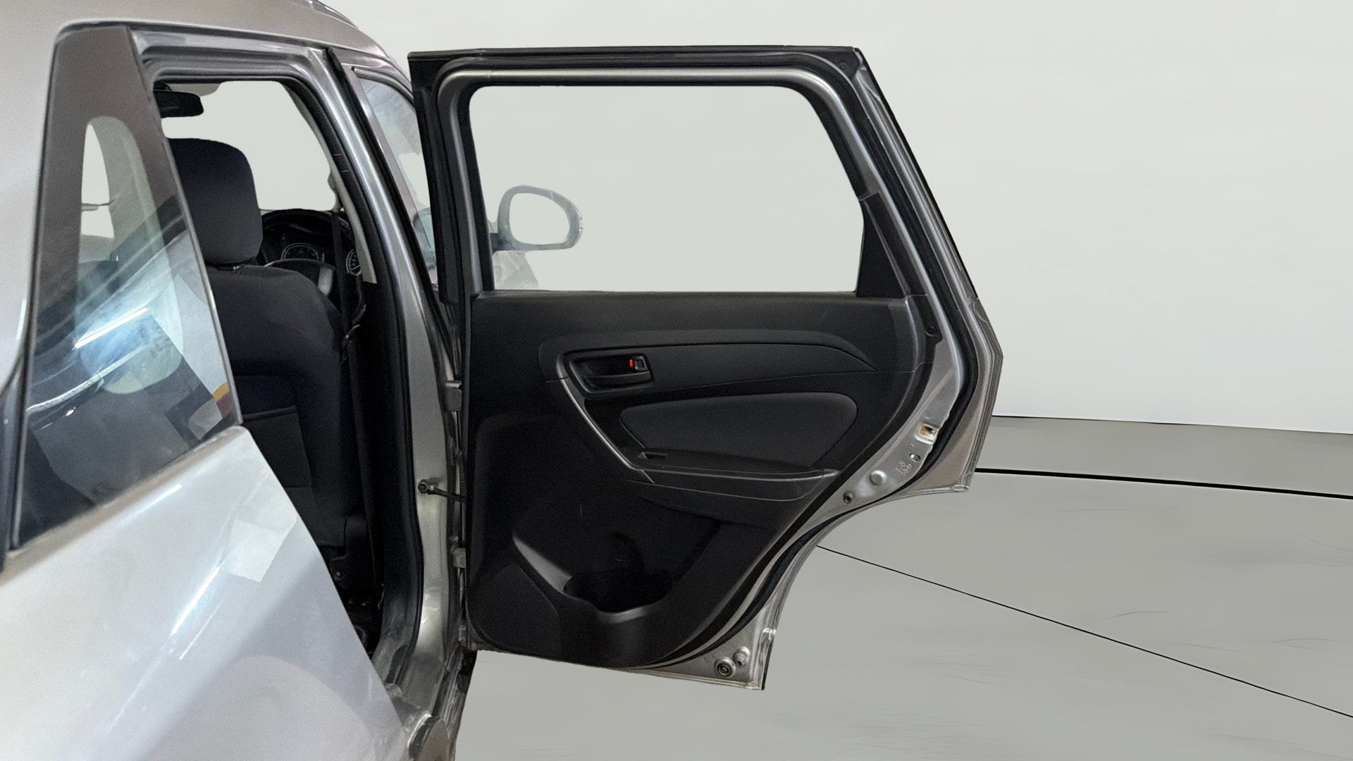 View 2022 Maruti Suzuki 1000 Base Variant Image 7 Used 2022 Maruti Suzuki 1000 Base Variant Image 7