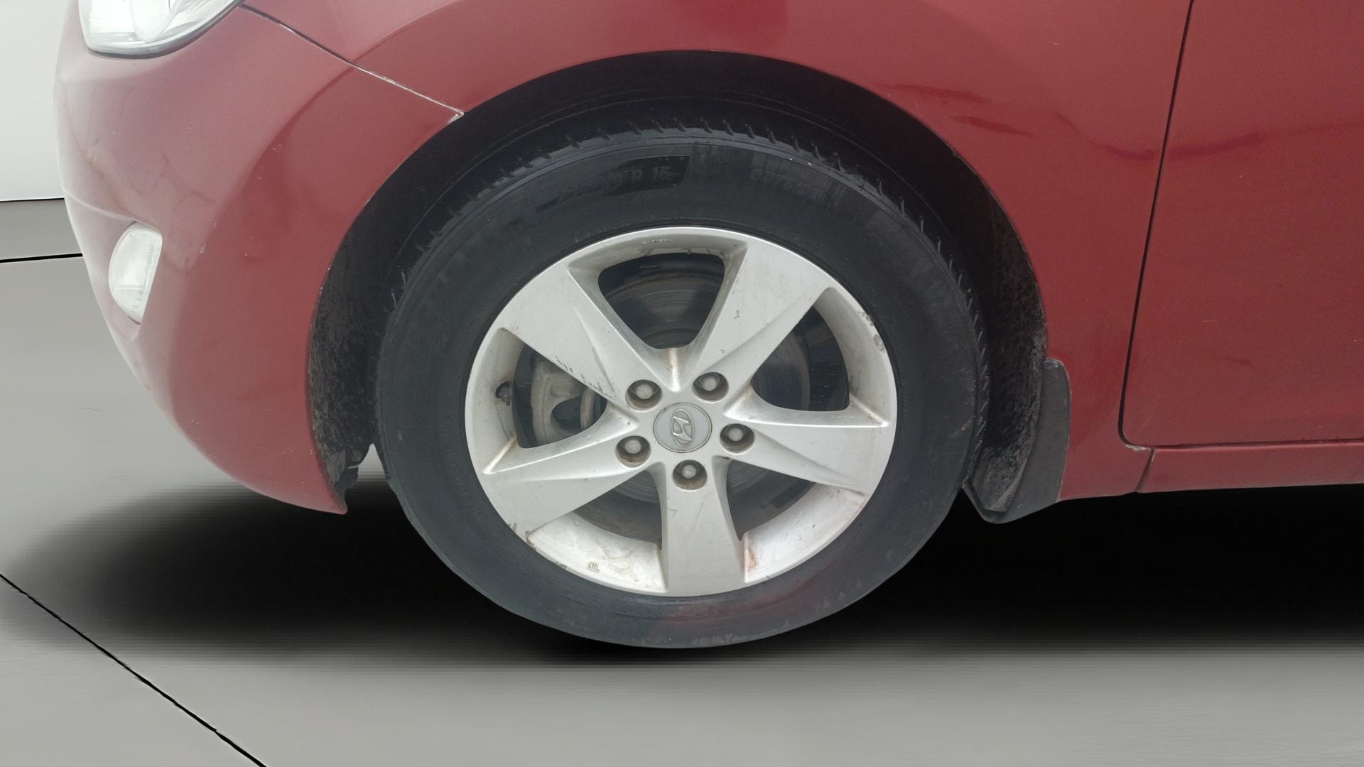View 2013 Hyundai Elantra 1.6 CRDi S Image 34 Used 2013 Hyundai Elantra 1.6 CRDi S Image 34
