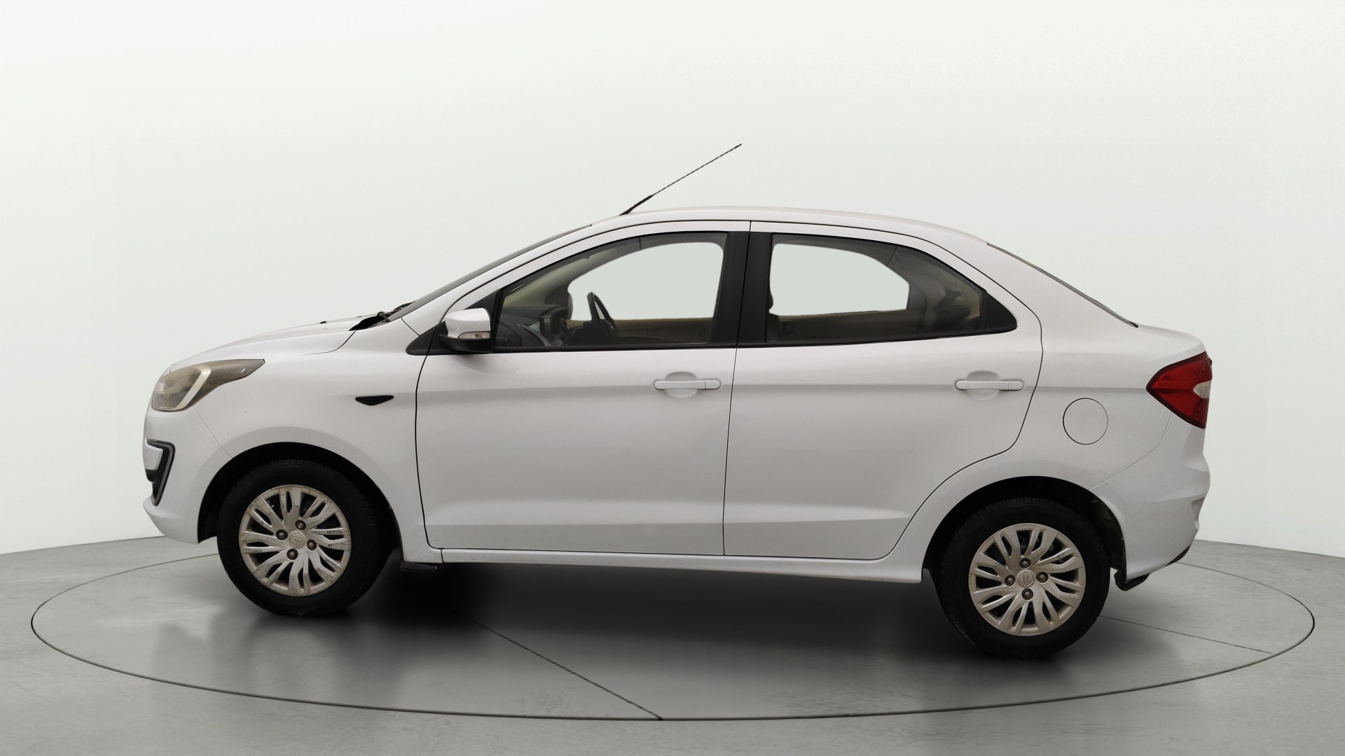 View 2019 Ford Figo Aspire 1.2P Ambiente MT BS IV Image 5 Used 2019 Ford Figo Aspire 1.2P Ambiente MT BS IV Image 5