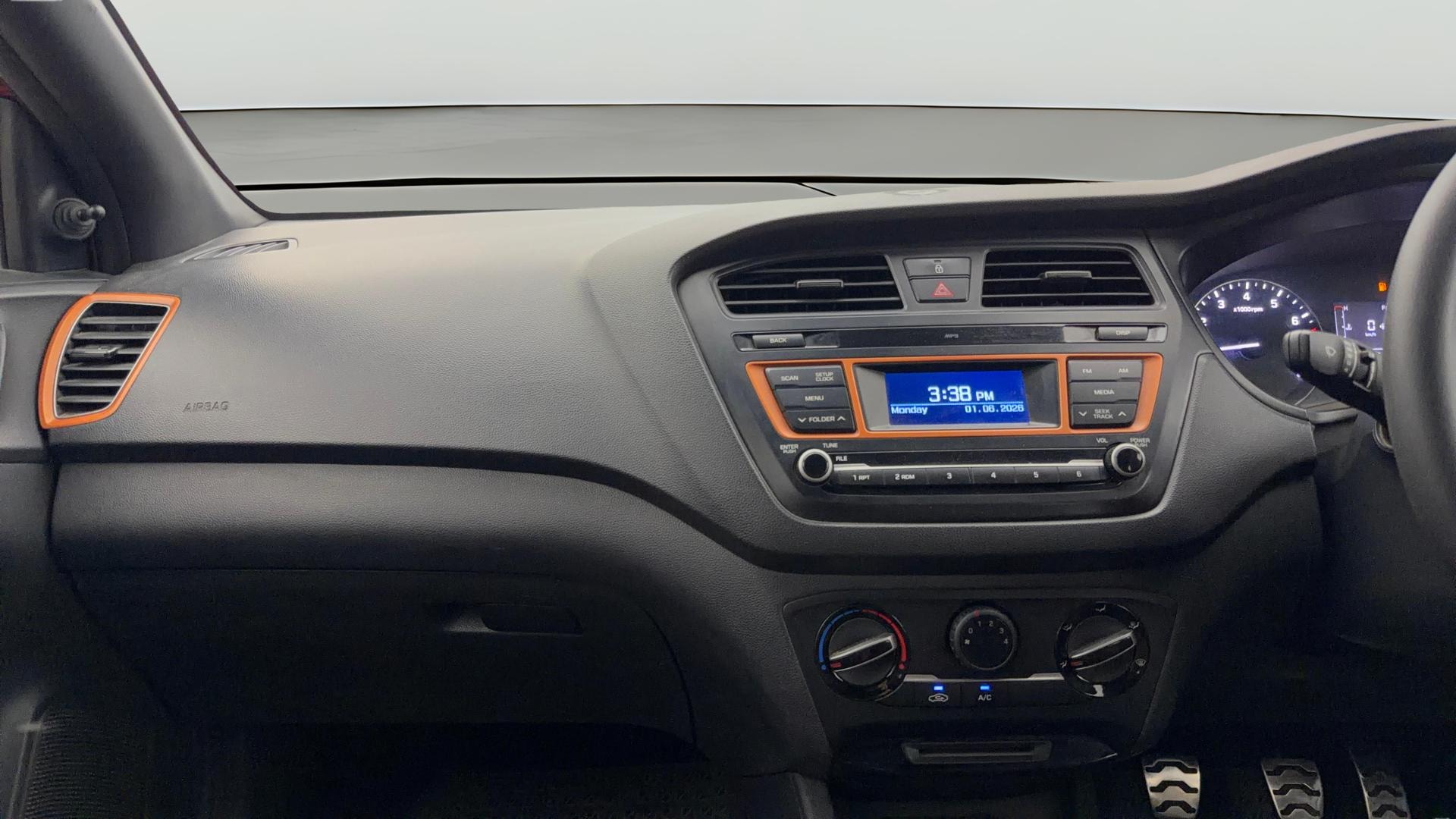 View 2016 Hyundai i20 Active 1.2 Base Image 17 Used 2016 Hyundai i20 Active 1.2 Base Image 17