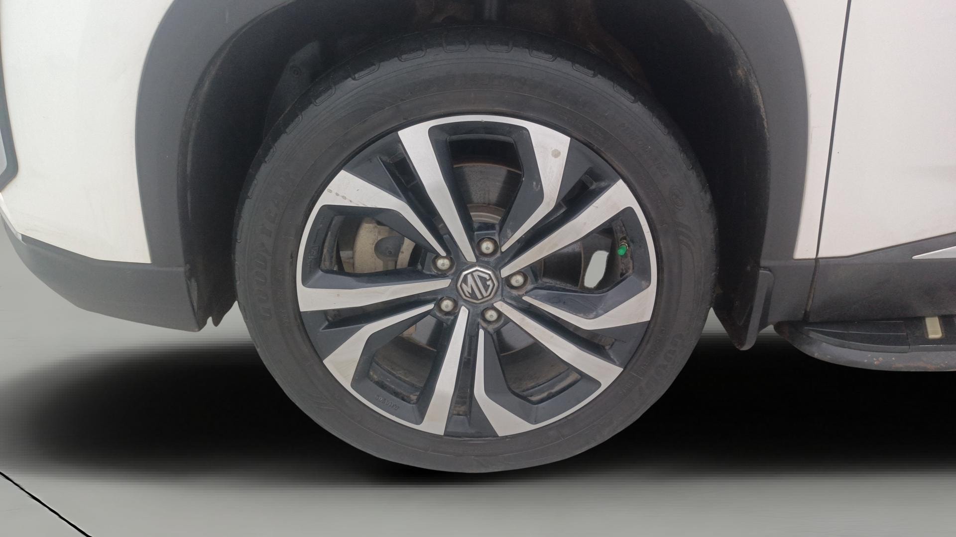 View 2024 MG Hector Plus Sharp Pro 7 Seater Diesel Image 37 Used 2024 MG Hector Plus Sharp Pro 7 Seater Diesel Image 37