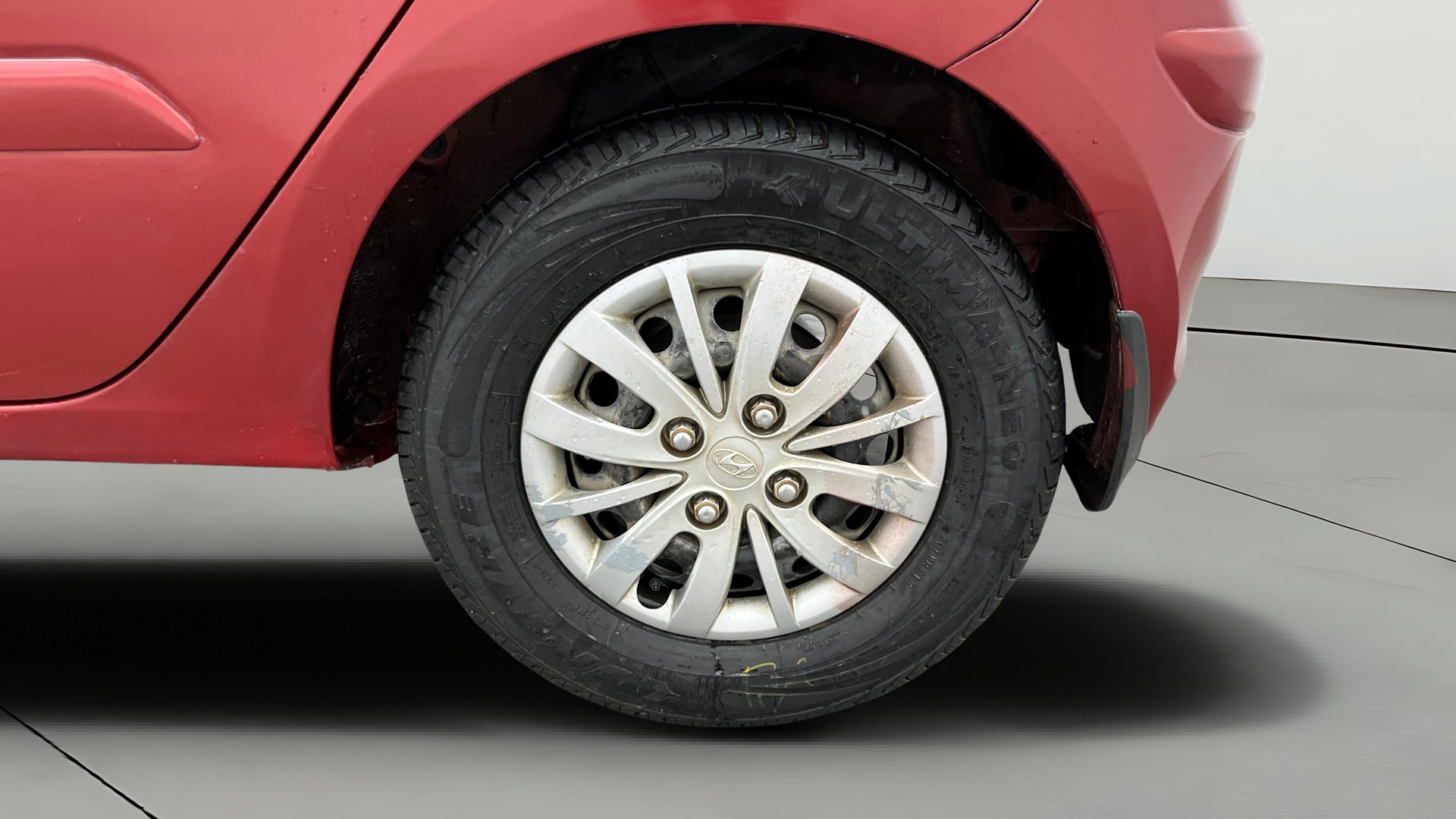 View 2013 Hyundai i10 1.2 Sportz AT Image 7 Used 2013 Hyundai i10 1.2 Sportz AT Image 7