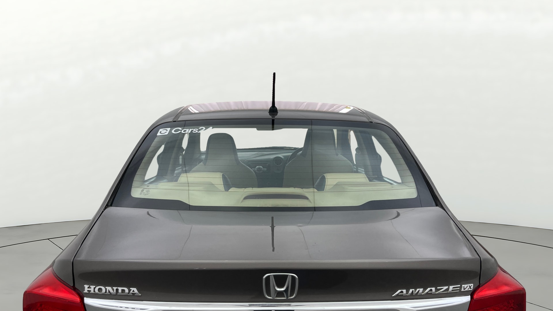 View 2015 Honda Amaze E MT Petrol BS IV Image 4 Used 2015 Honda Amaze E MT Petrol BS IV Image 4