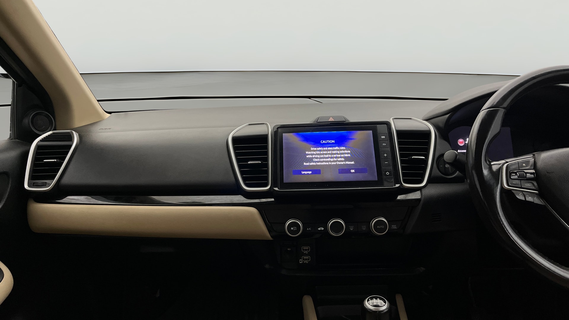 View 2022 Honda City ZX MT Diesel Anniversary Edition Image 18 Used 2022 Honda City ZX MT Diesel Anniversary Edition Image 18