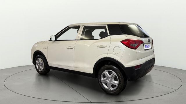 View Mahindra XUV300 Image 2 Used Mahindra XUV300 Image 2