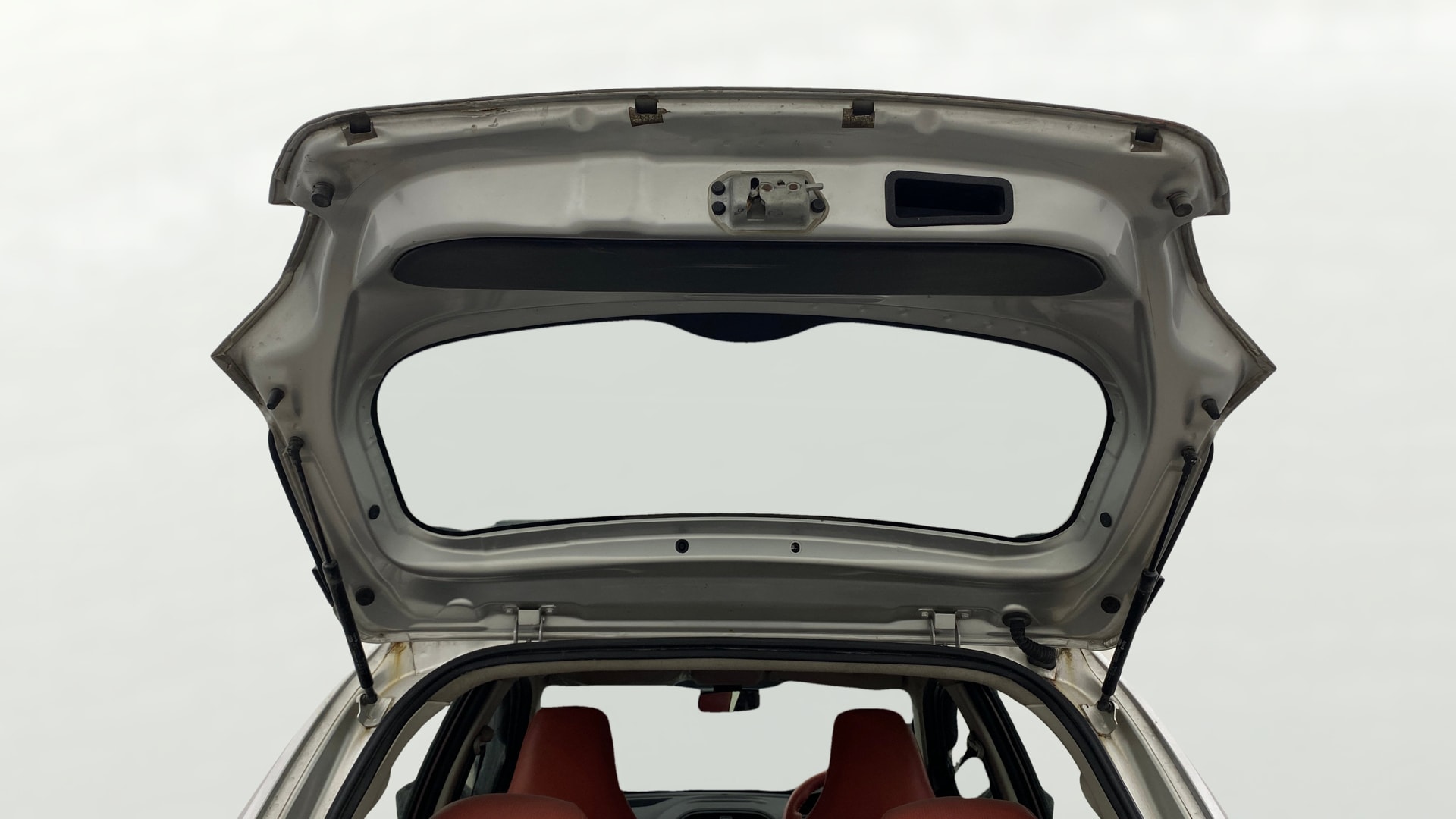 View 2019 Tata Tiago Revotorq XB Image 16 Used 2019 Tata Tiago Revotorq XB Image 16