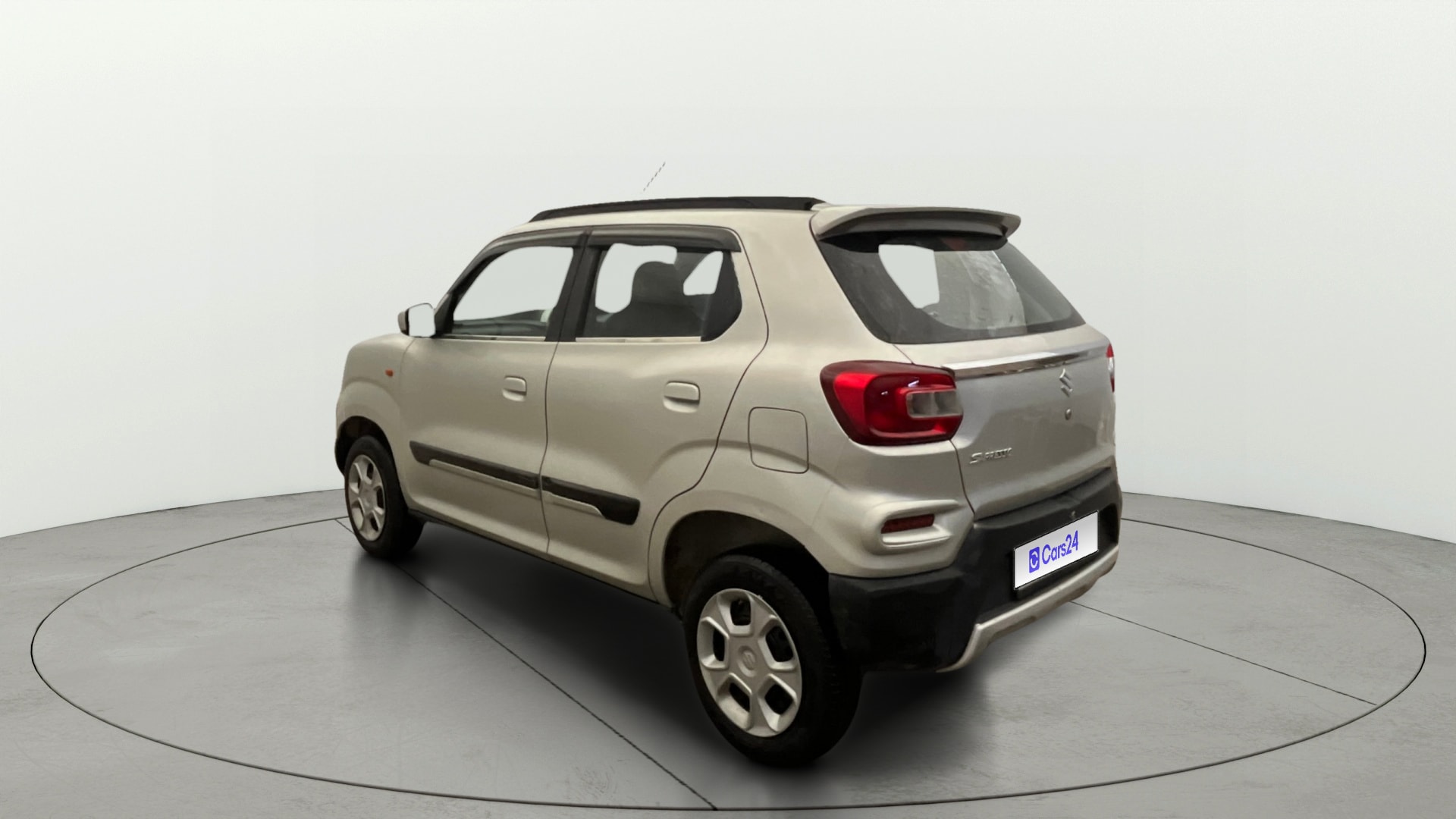 View 2022 Maruti Suzuki 1000 Base Variant Image 2 Used 2022 Maruti Suzuki 1000 Base Variant Image 2