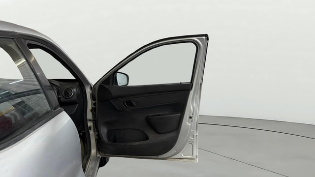 View Renault Kwid Image 43 Used Renault Kwid Image 43