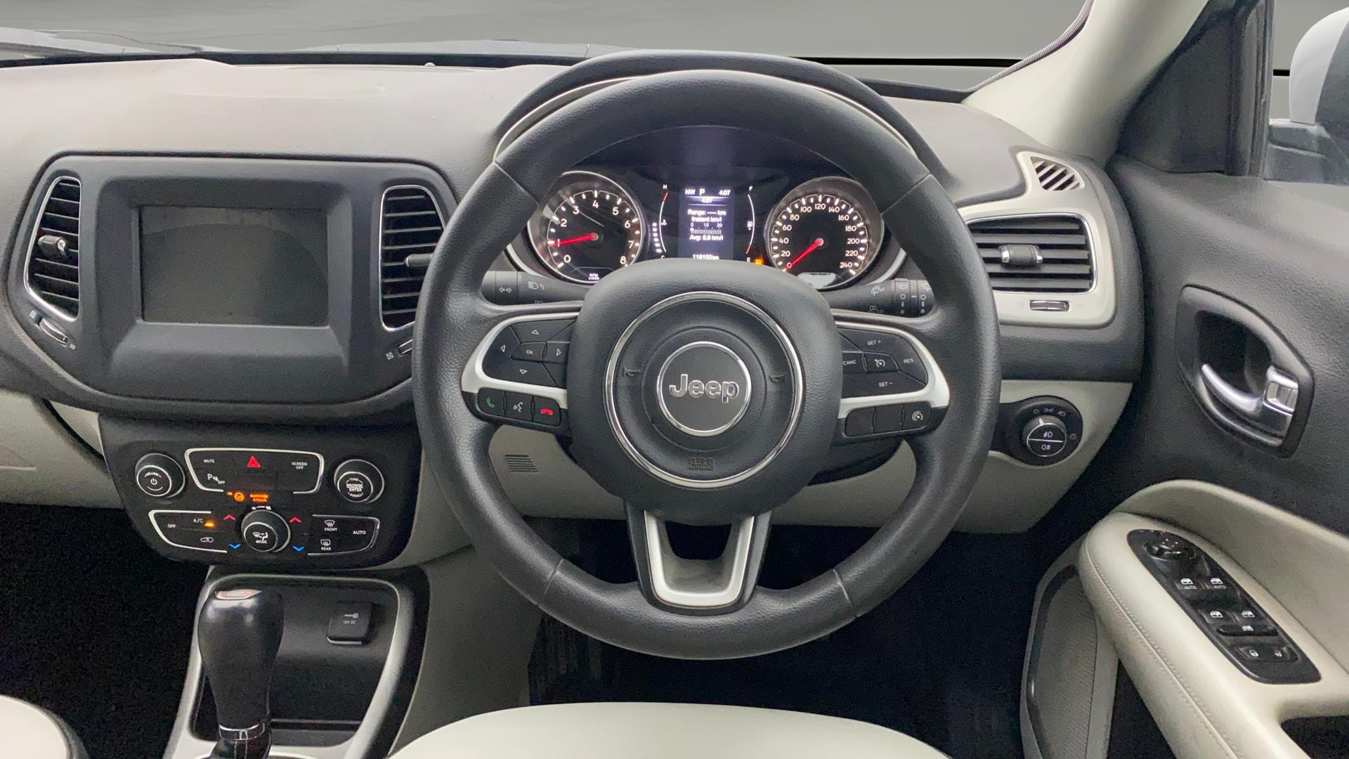 View 2020 Jeep Compass Longitude Plus Petrol Image 13 Used 2020 Jeep Compass Longitude Plus Petrol Image 13