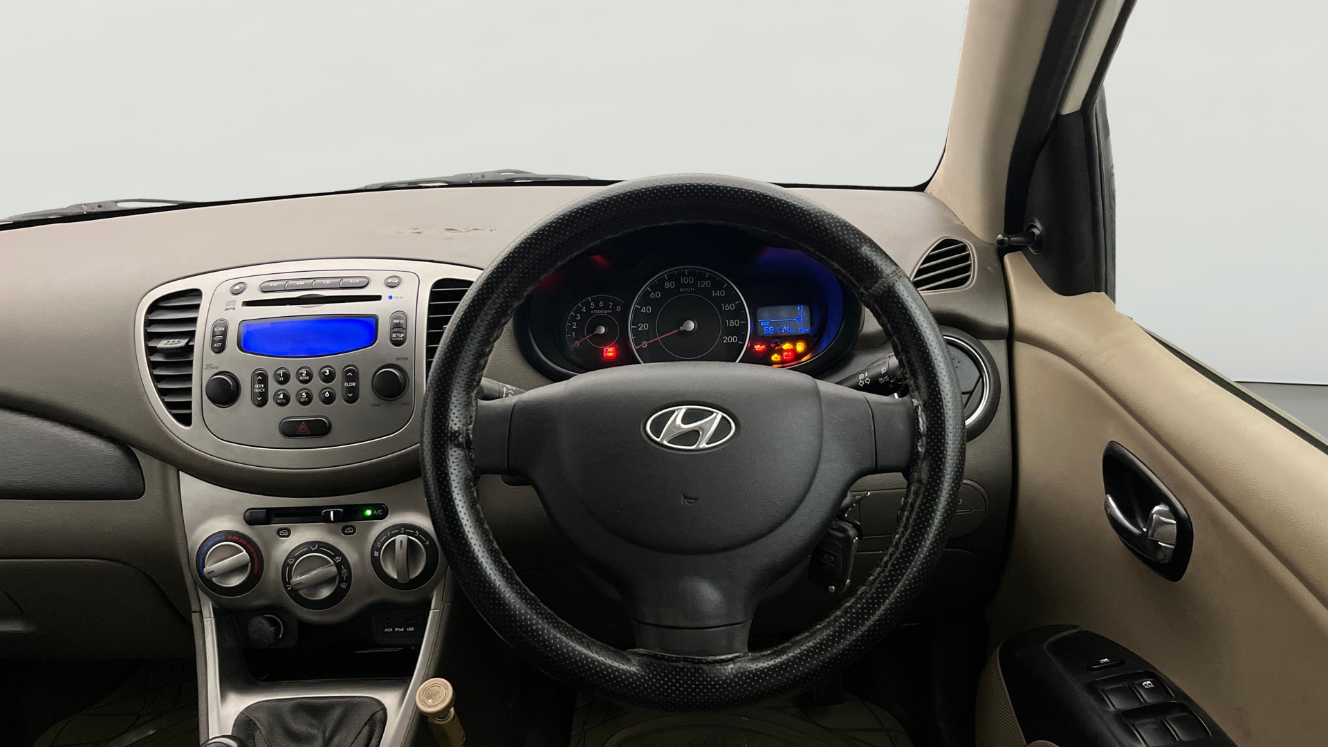 View 2014 Hyundai i10 1.2 Asta MT Image 20 Used 2014 Hyundai i10 1.2 Asta MT Image 20