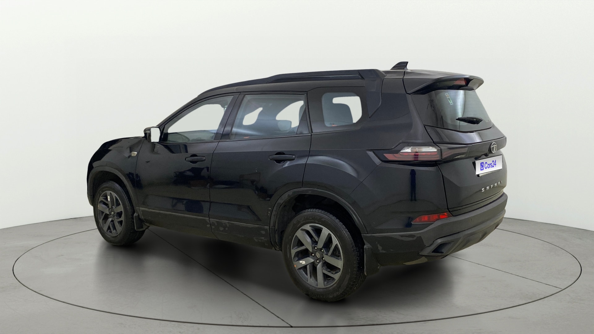 Used 2023 Tata Safari Used 2023 Tata Safari