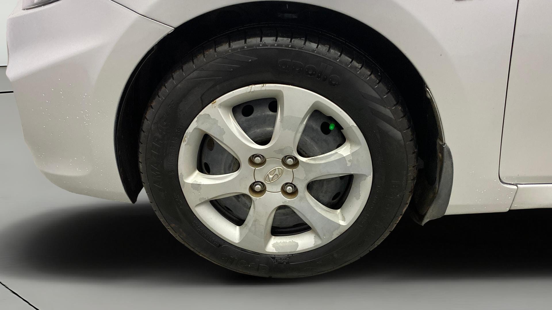View 2013 Hyundai Fluidic Verna 1.6 CRDI EX Image 28 Used 2013 Hyundai Fluidic Verna 1.6 CRDI EX Image 28