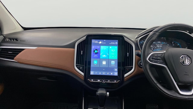 View MG Hector Plus Image 18 Used MG Hector Plus Image 18