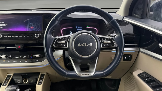 View Kia Carens Image 13 Used Kia Carens Image 13
