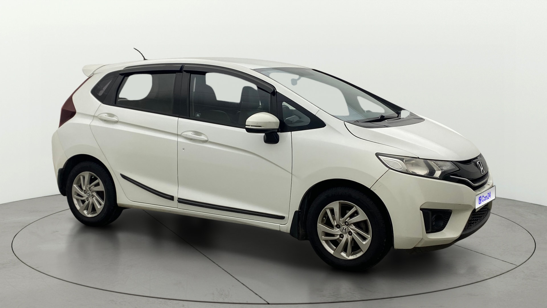 View 2017 Honda Jazz E MT Diesel Image 36 Used 2017 Honda Jazz E MT Diesel Image 36